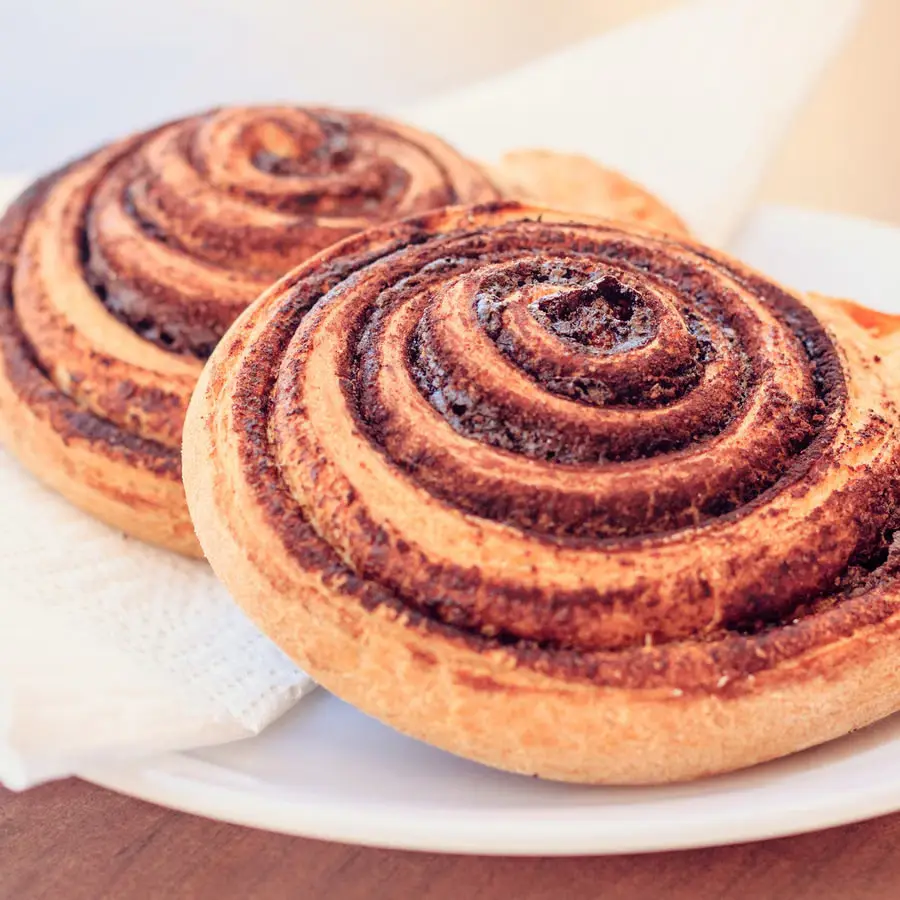 Cinnamon rolls